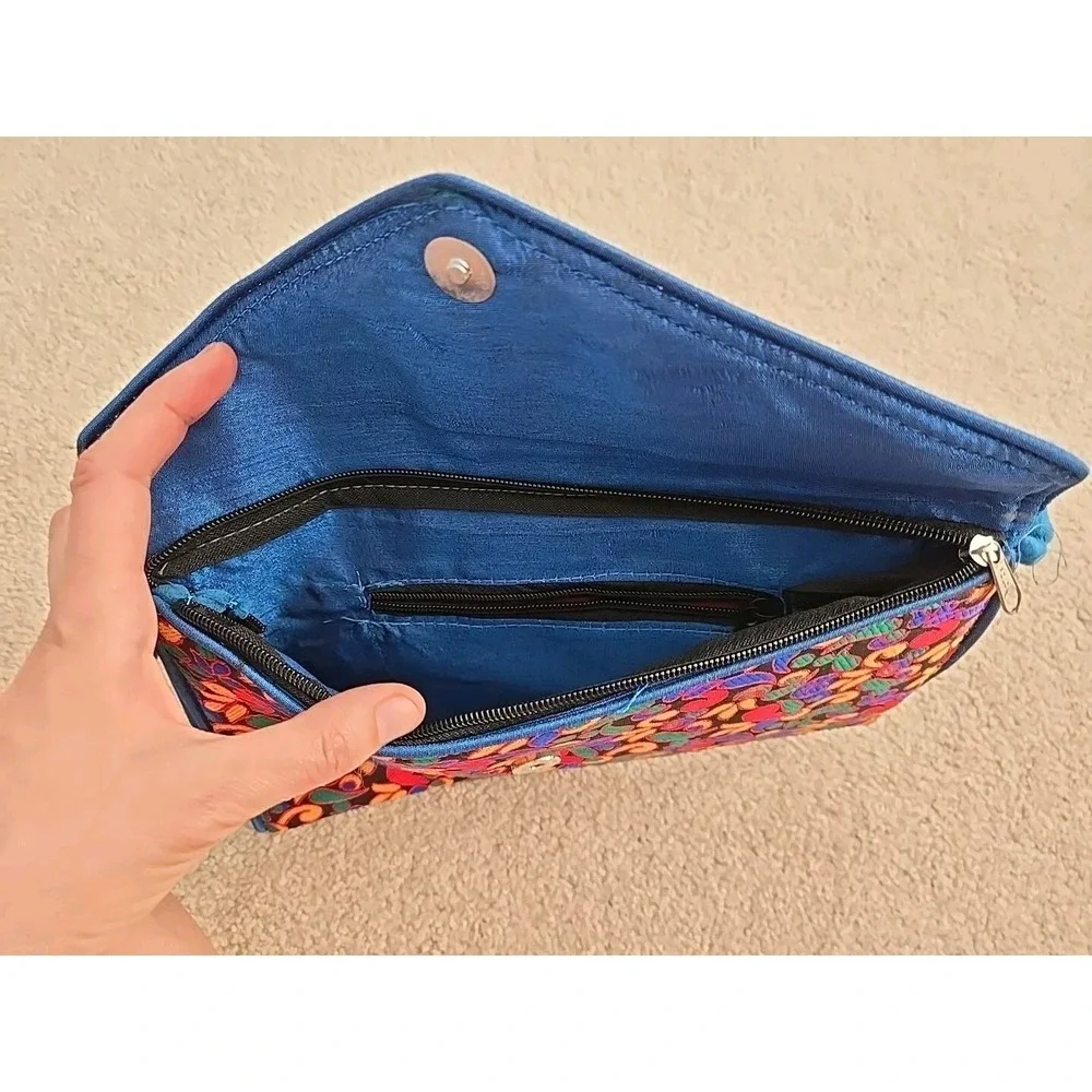 NWOT BAG INDIAN HANDBAG PURSE MULTICOLOR GIFT BAG EMBROIDERED WEDDING‎ CLUTCH